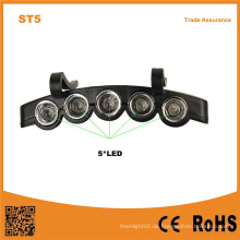 5LED Plastik LED-Kappen-Hut-Licht 2 * Cr2032 Batterie angetriebenes 5 LED-Fischen-Hut-Licht